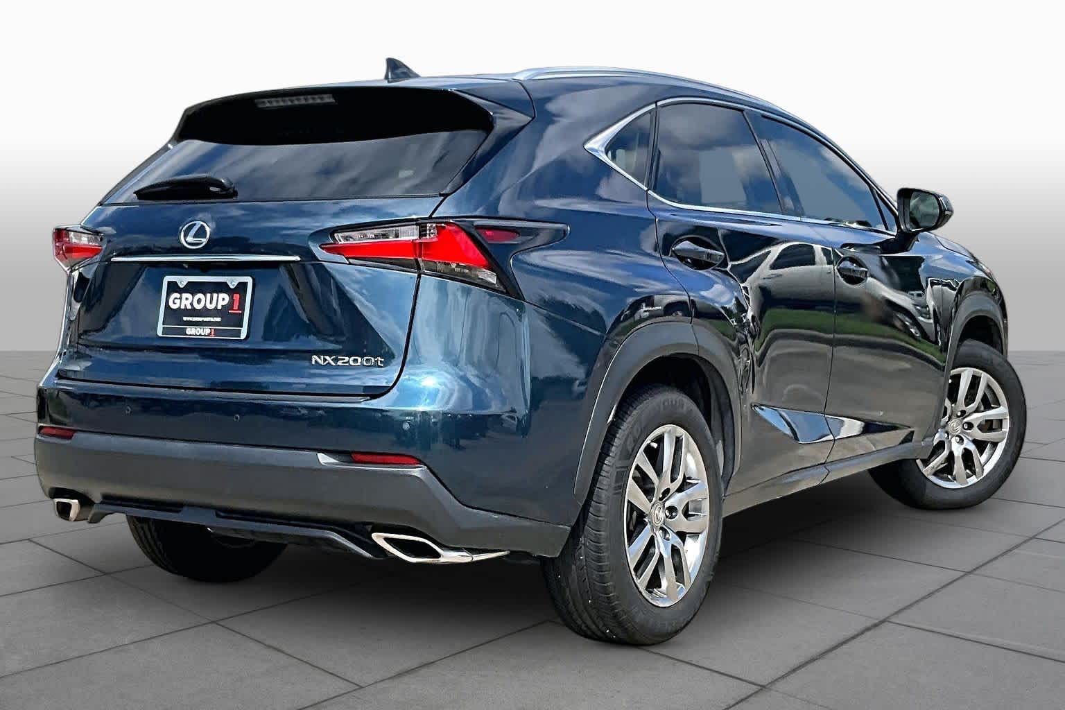 2015 Lexus NX 200t photo 11 of 34