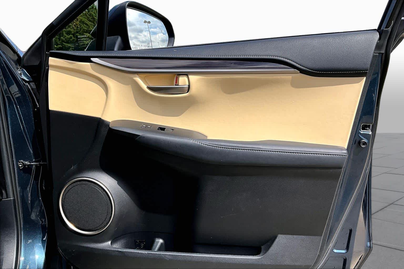 2015 Lexus NX 200t photo 20 of 34