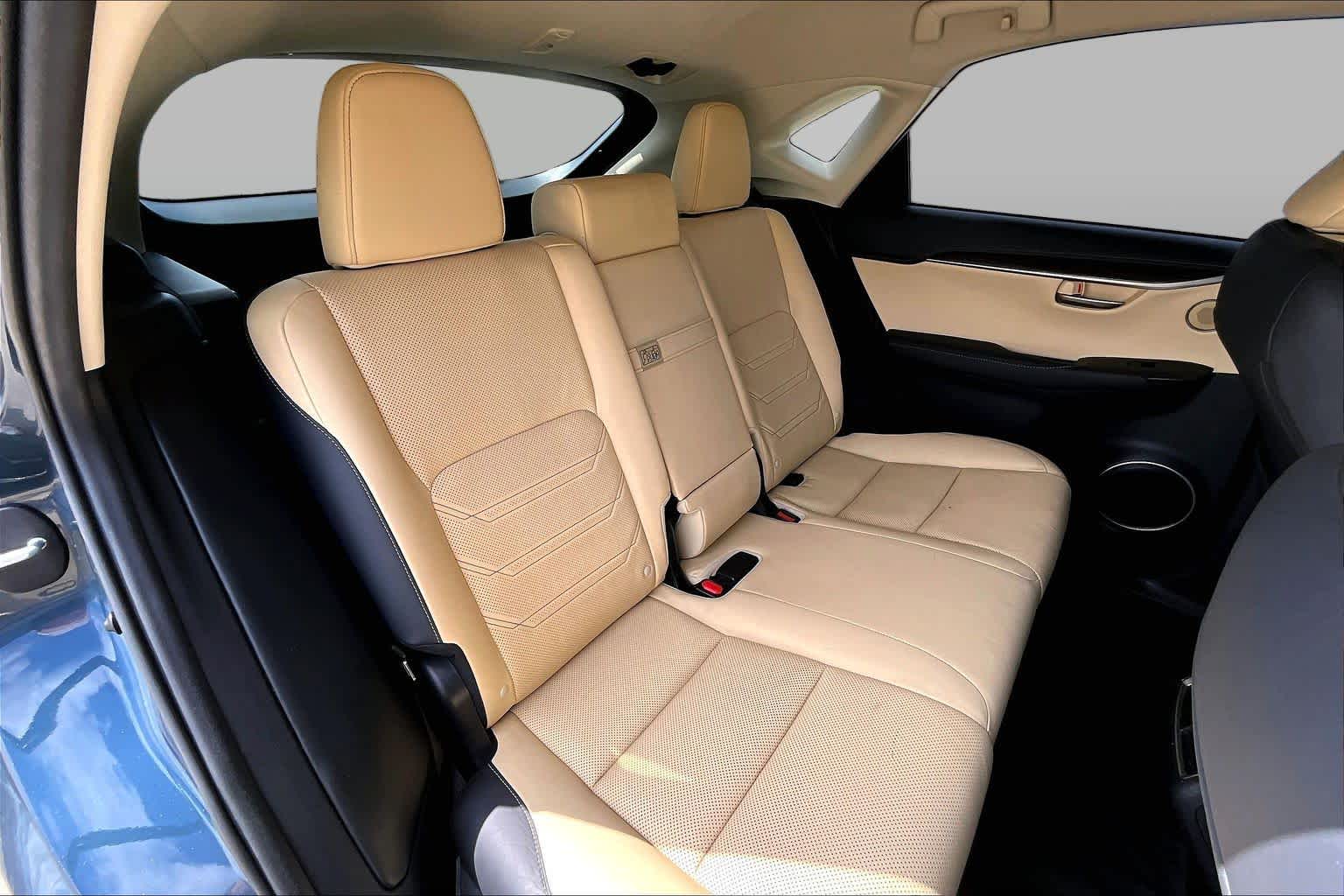 2015 Lexus NX 200t photo 17 of 34