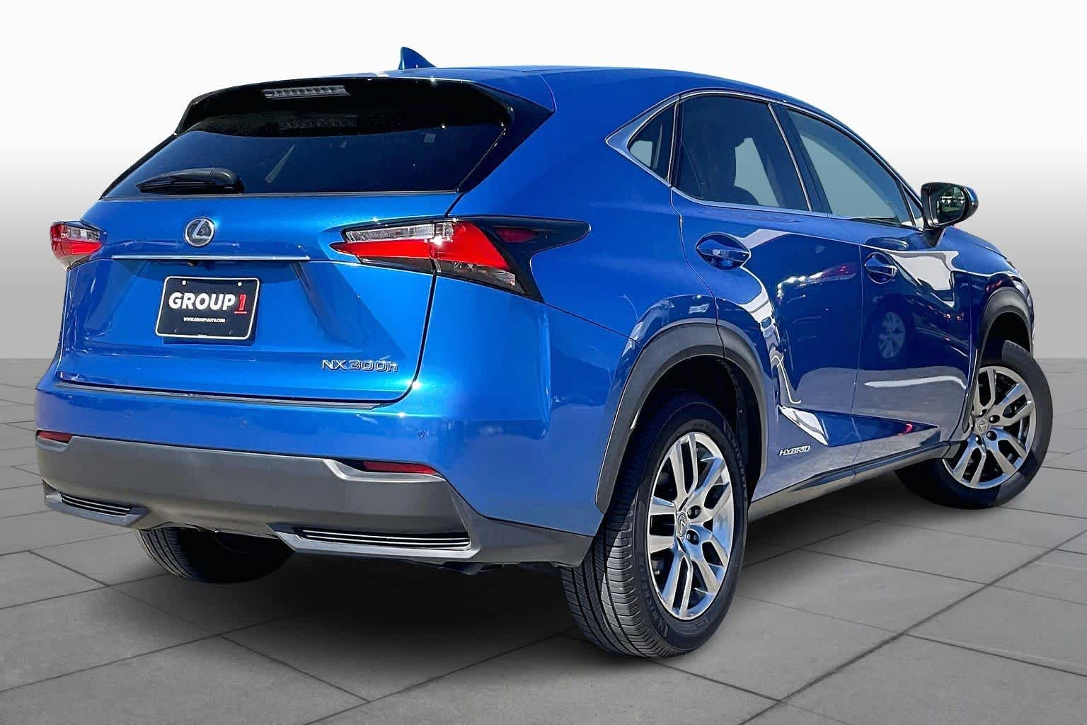 2016 Lexus NX 300h - 10