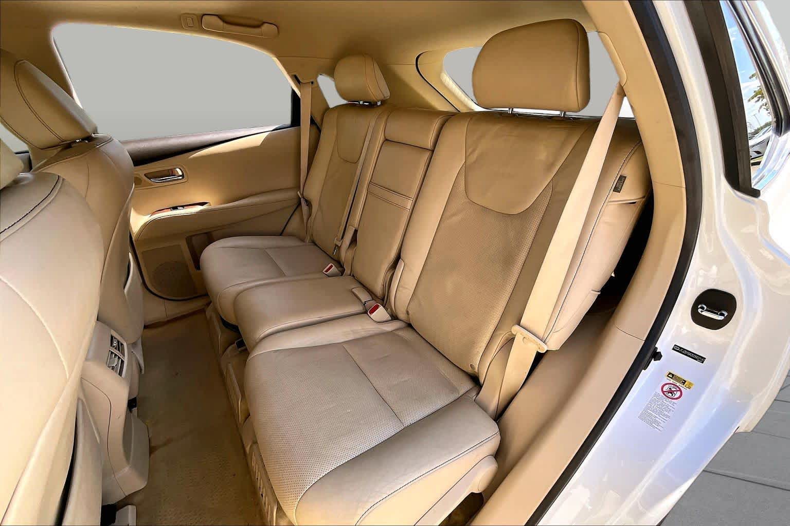 2013 Lexus RX 450h photo 18 of 34