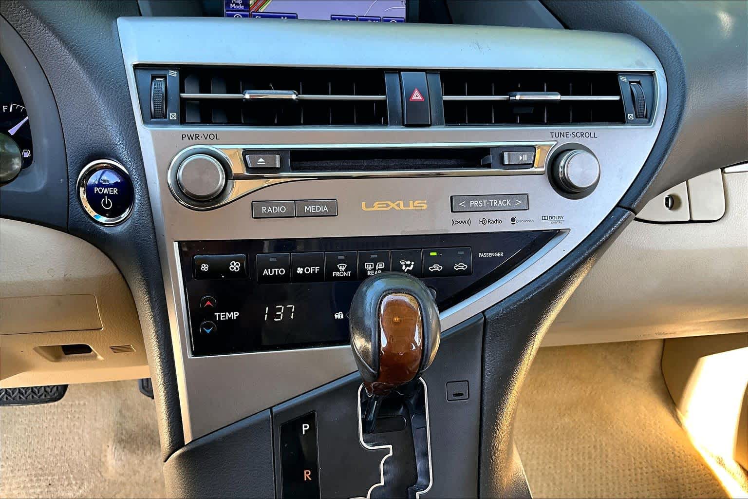 2013 Lexus RX 450h photo 32 of 34