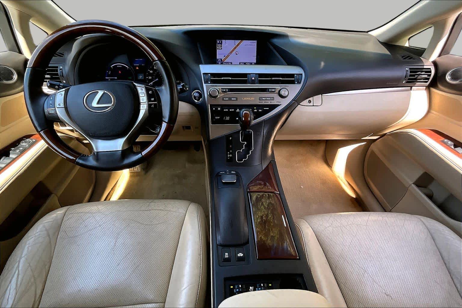 2013 Lexus RX 450h photo 13 of 34
