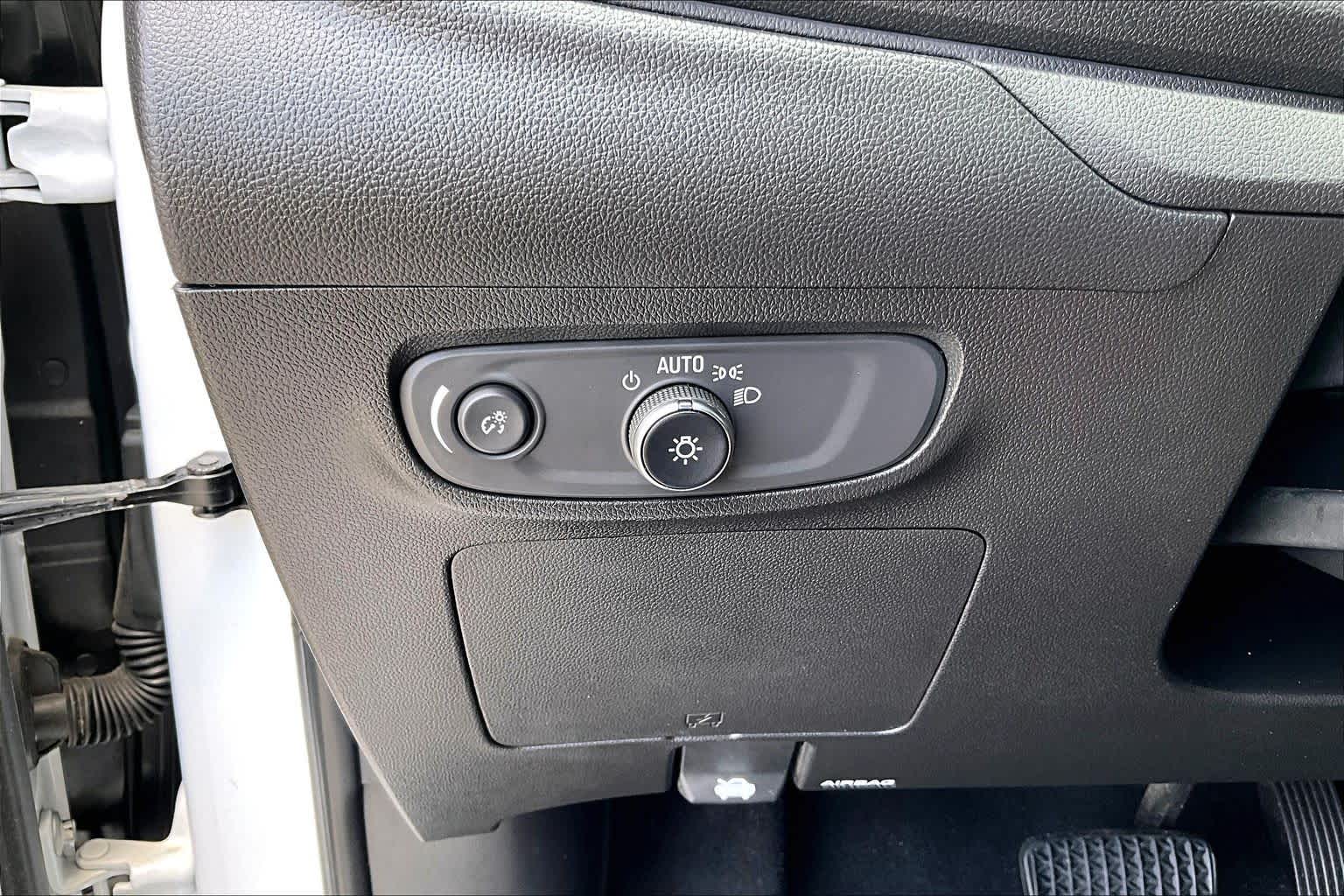 2024 Buick Encore GX Preferred Summit White at Ron Craft Chevrolet Cadillac