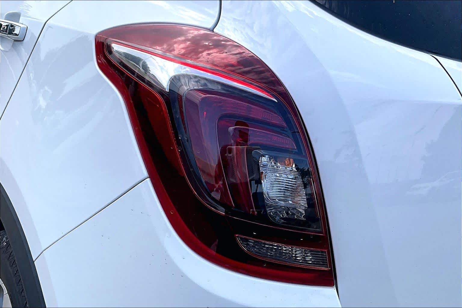 2020 Buick Encore Preferred Summit White at Group 1 Toyota Southwest
