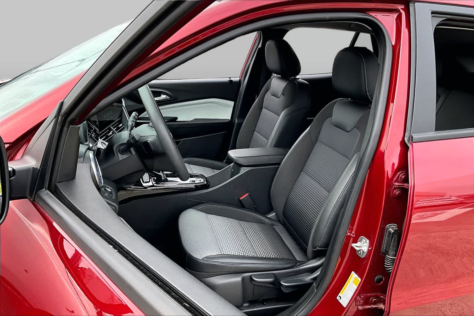 2025 Chevrolet Trax LT Crimson Metallic at Davis Chevrolet