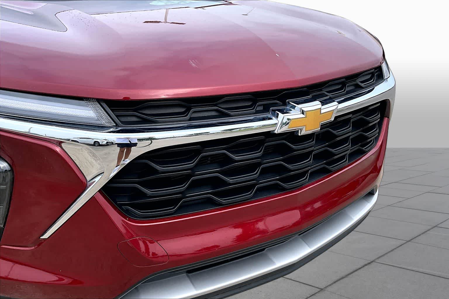 2025 Chevrolet Trax LT Crimson Metallic at Davis Chevrolet