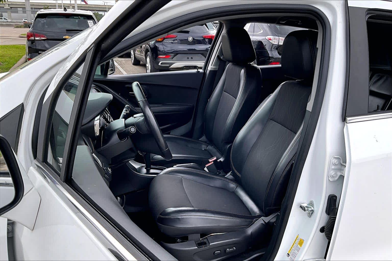2020 Chevrolet Trax LT - 6