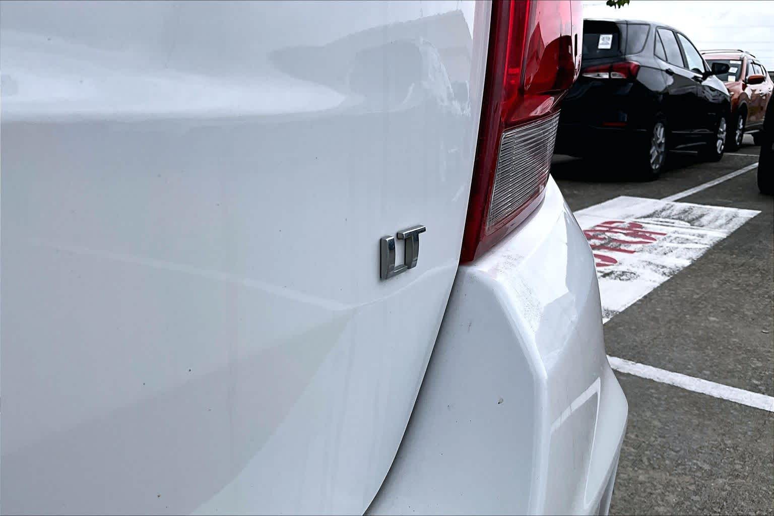 2020 Chevrolet Trax LT - 8