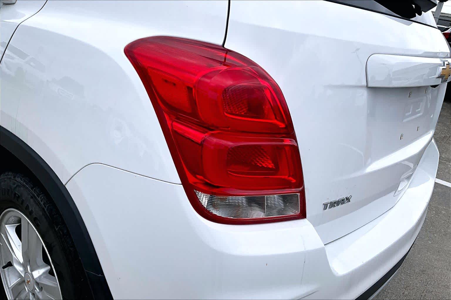 2020 Chevrolet Trax LT Summit White at Lexus Southwest Houston
