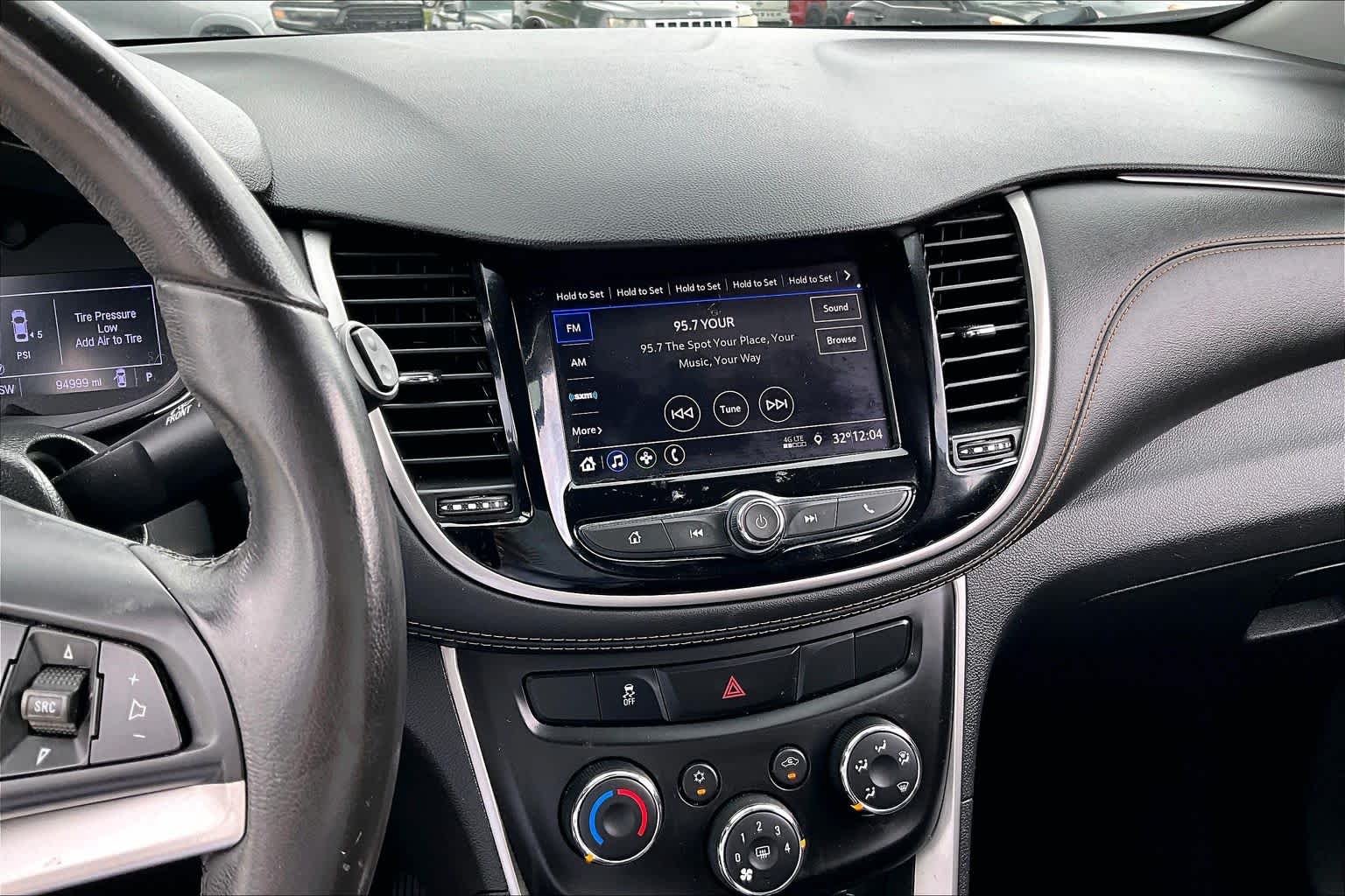 2020 Chevrolet Trax LT - 5