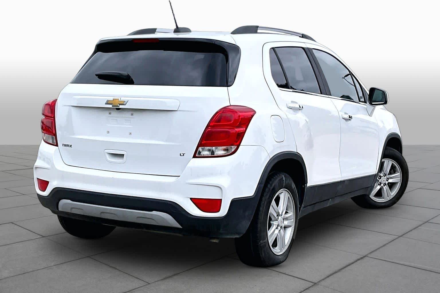 2020 Chevrolet Trax LT - 11