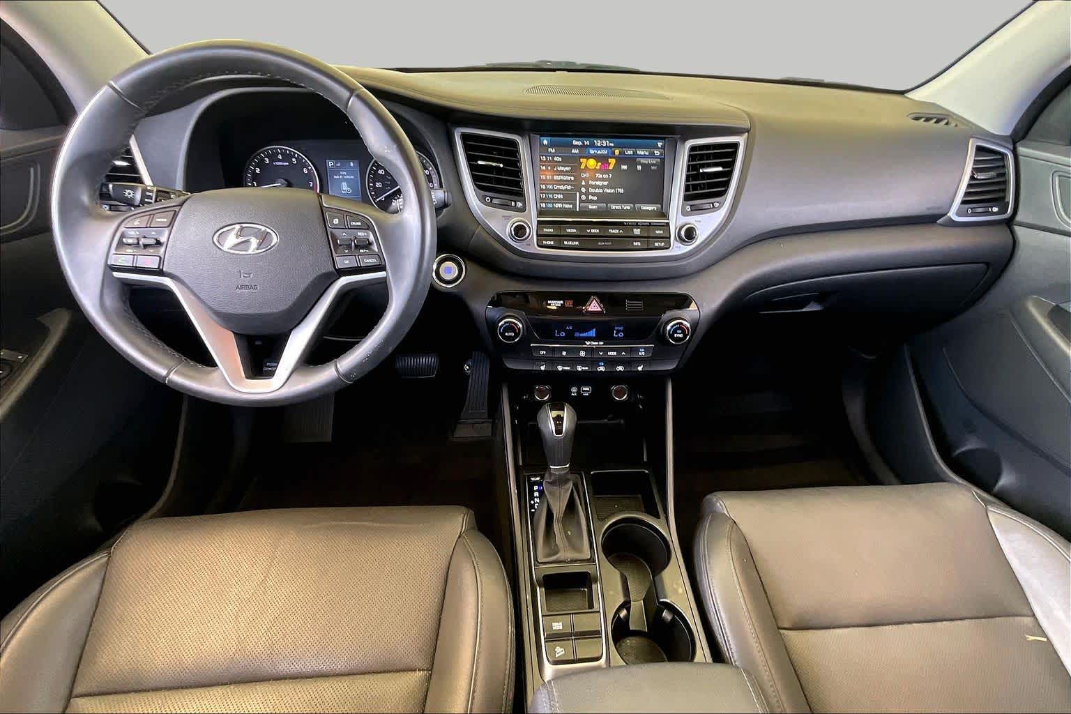 2017 Hyundai Tucson SE Plus Coliseum Gray at AutoNation USA Katy