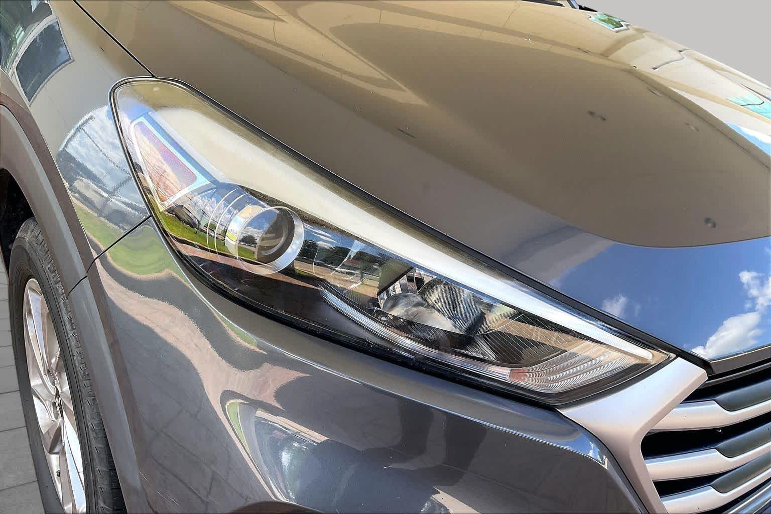 2017 Hyundai Tucson SE Plus Coliseum Gray at AutoNation USA Katy
