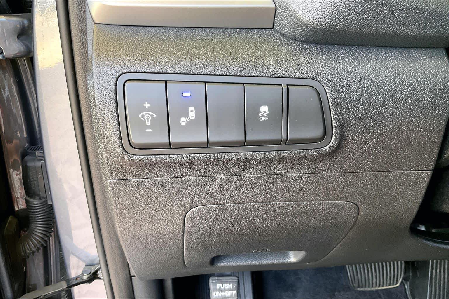 2017 Hyundai Tucson SE Plus Coliseum Gray at AutoNation USA Katy