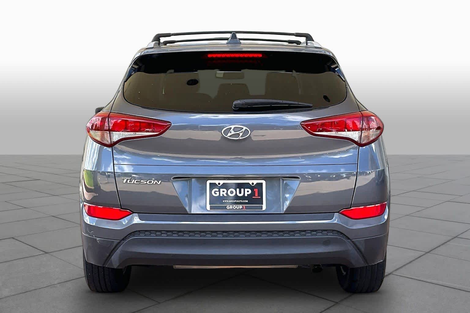 2017 Hyundai Tucson SE Plus Coliseum Gray at AutoNation USA Katy