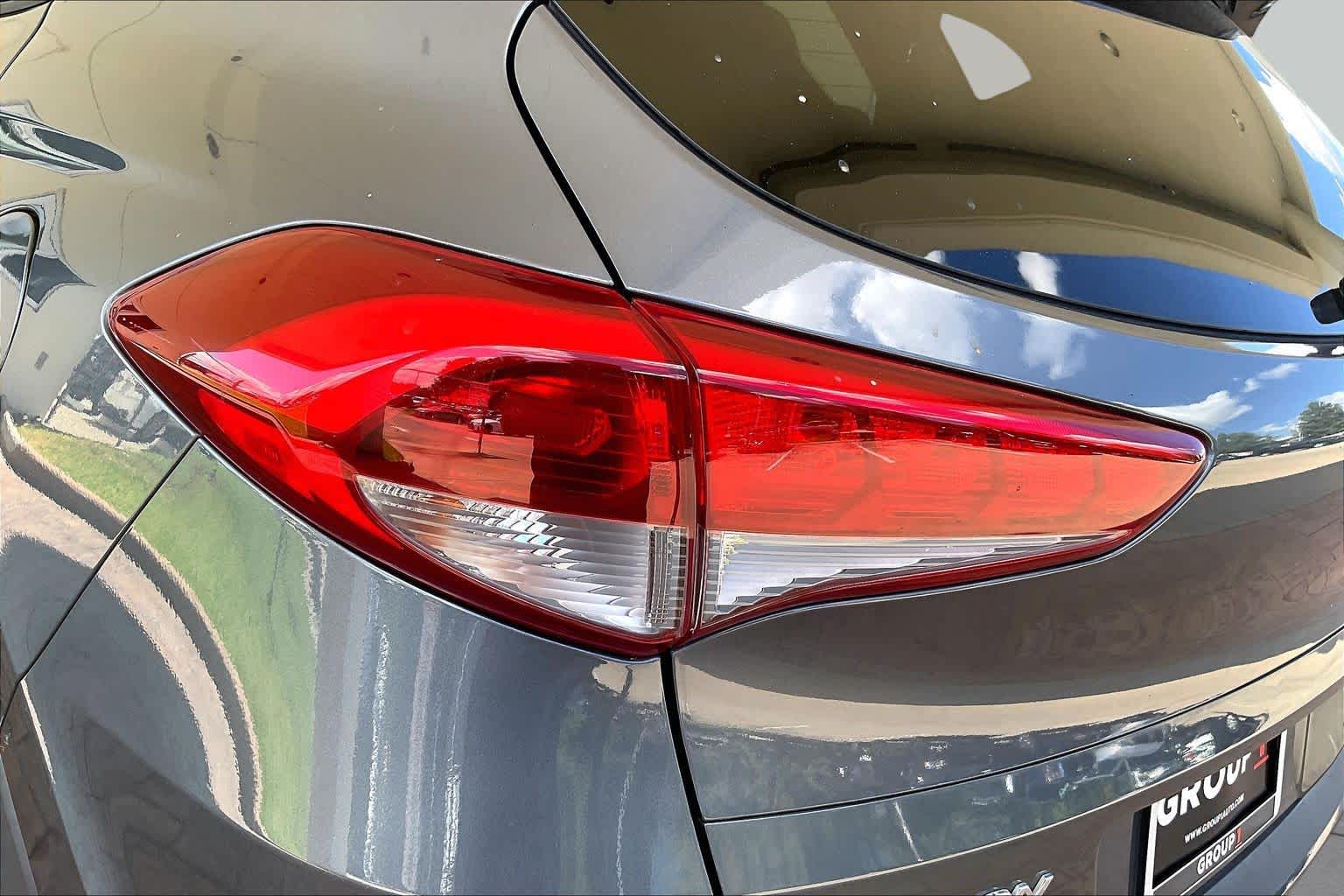 2017 Hyundai Tucson SE Plus Coliseum Gray at AutoNation USA Katy