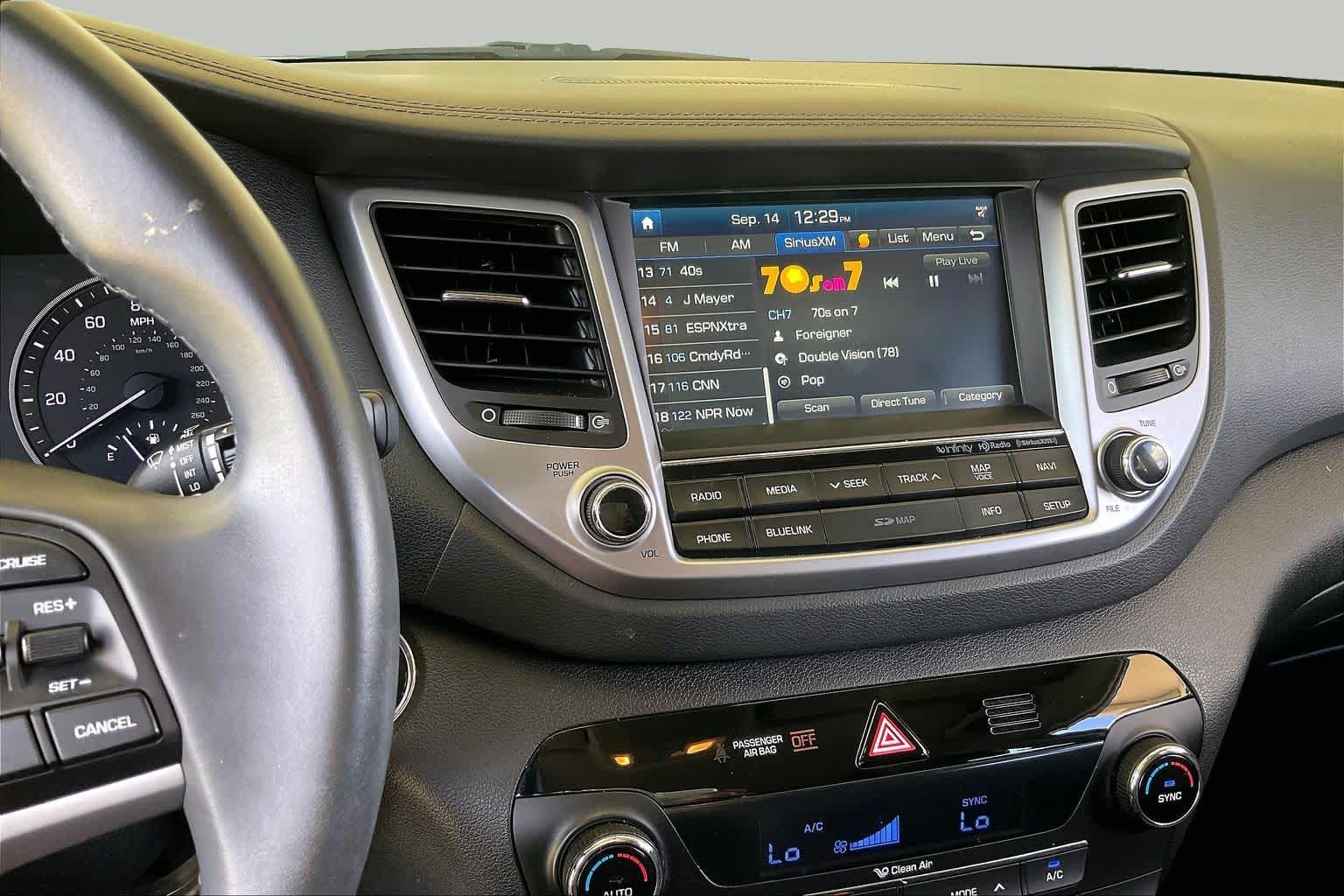 2017 Hyundai Tucson SE Plus Coliseum Gray at AutoNation USA Katy