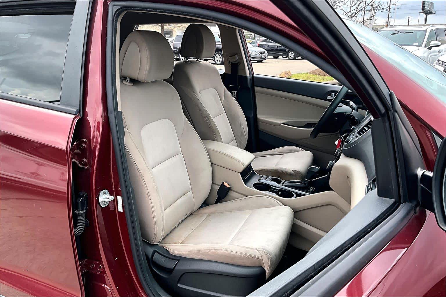 2016 Hyundai Tucson SE Ruby Wine at Honda of Clear Lake