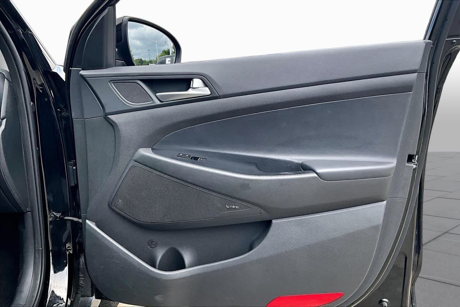 2019 Hyundai Tucson Limited Black Noir Pearl at HGreg Houston