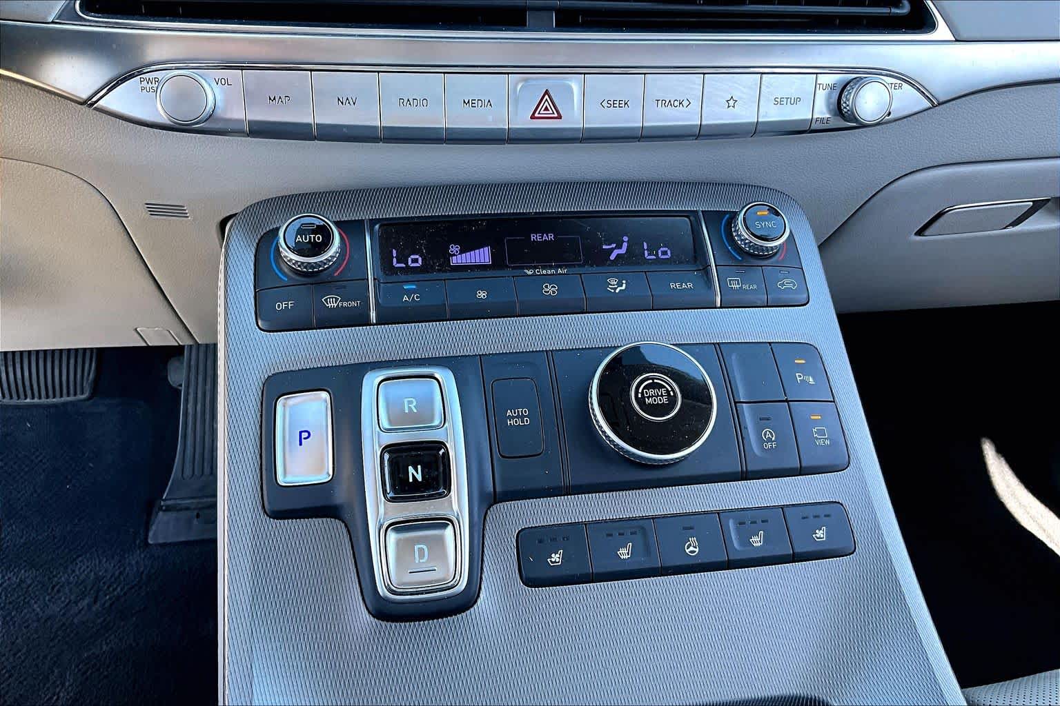 2021 Hyundai Palisade Limited Becketts Black at Honda of Clear Lake