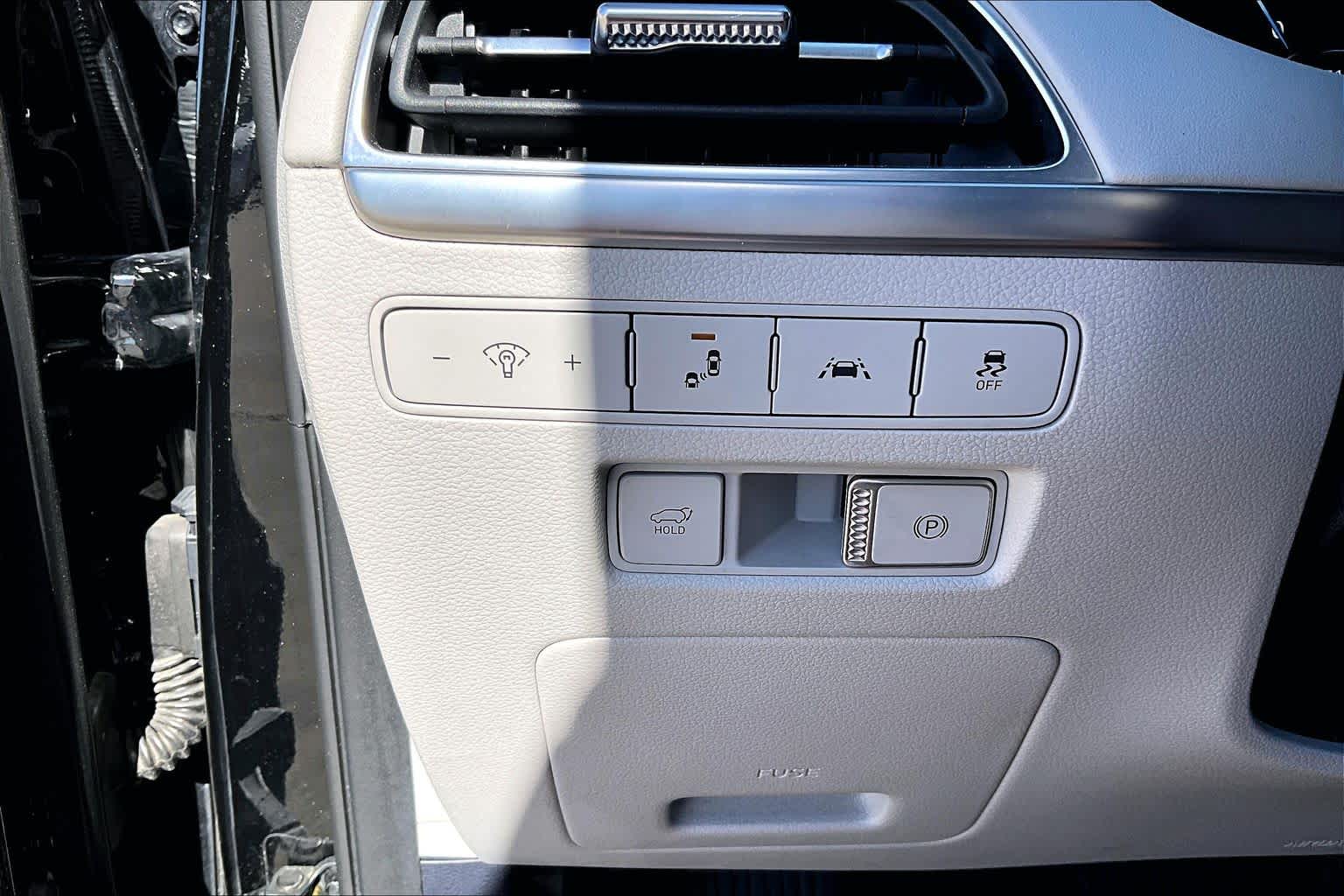 2021 Hyundai Palisade Limited Becketts Black at Honda of Clear Lake