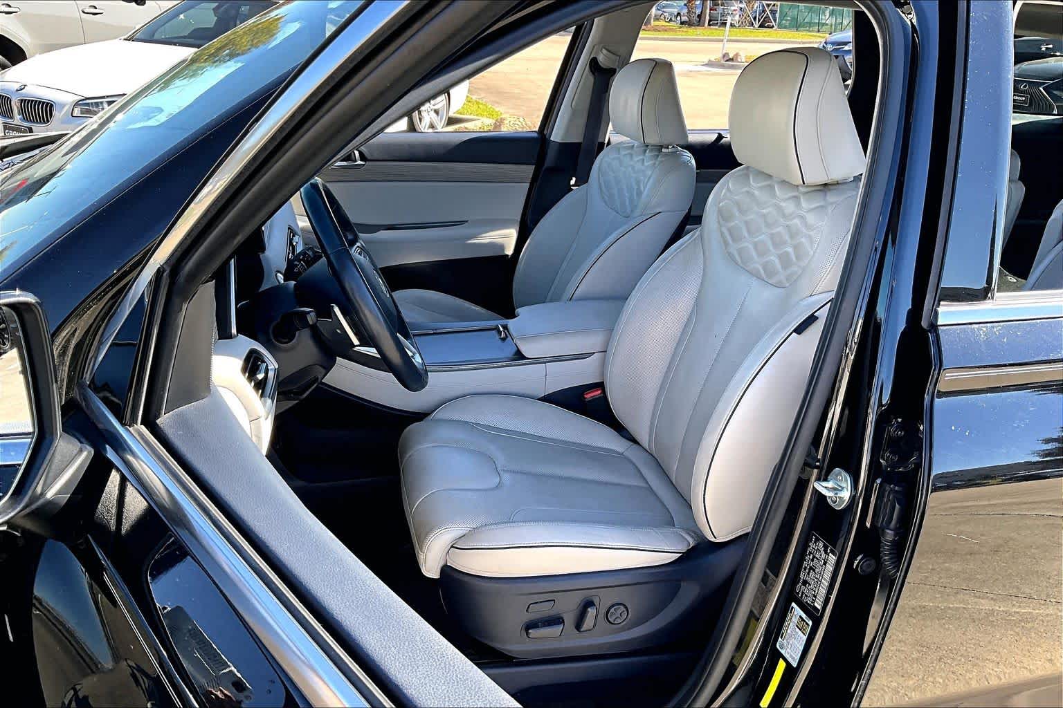 2021 Hyundai Palisade Limited Becketts Black at Honda of Clear Lake