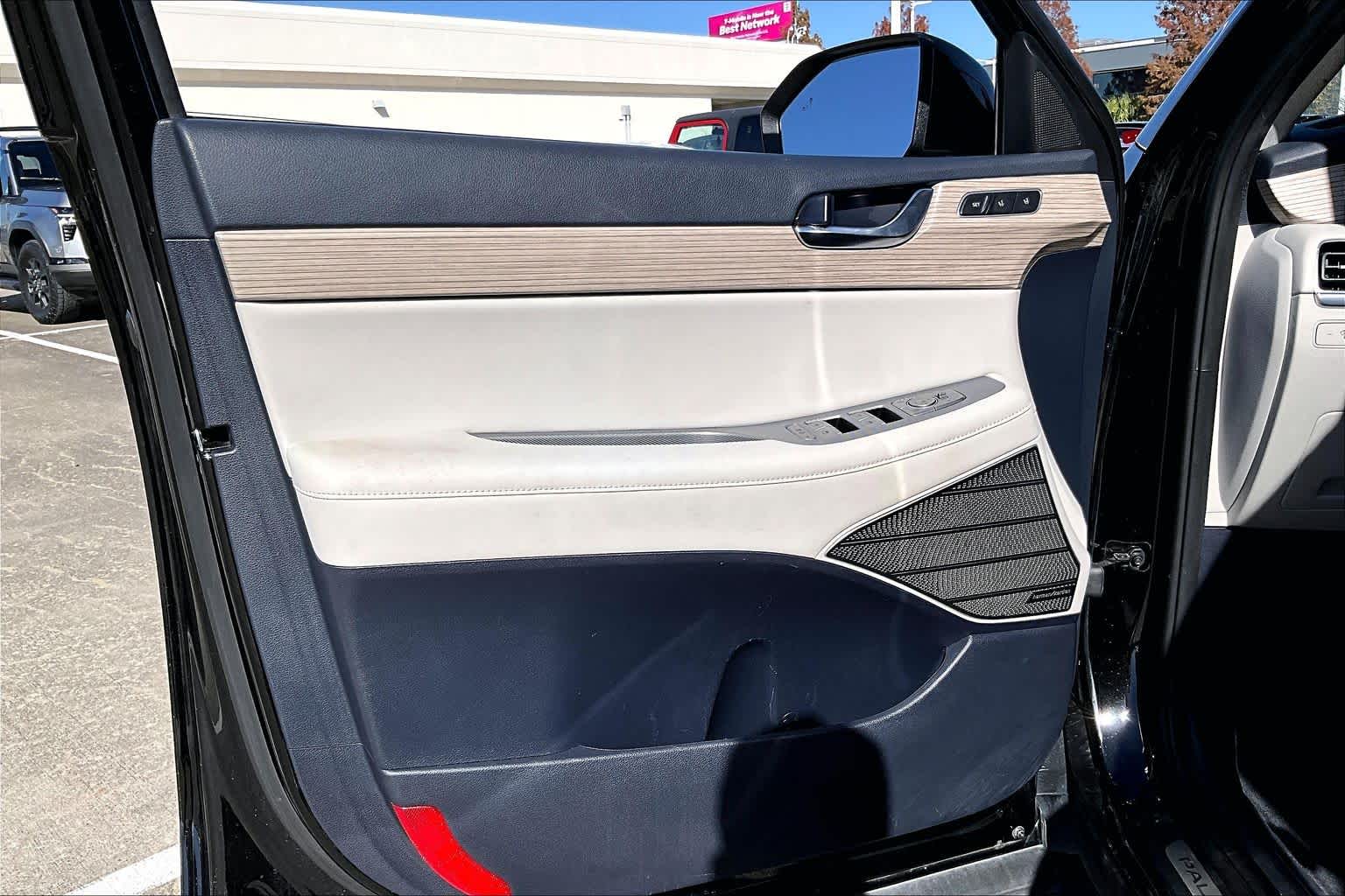 2021 Hyundai Palisade Limited Becketts Black at Honda of Clear Lake