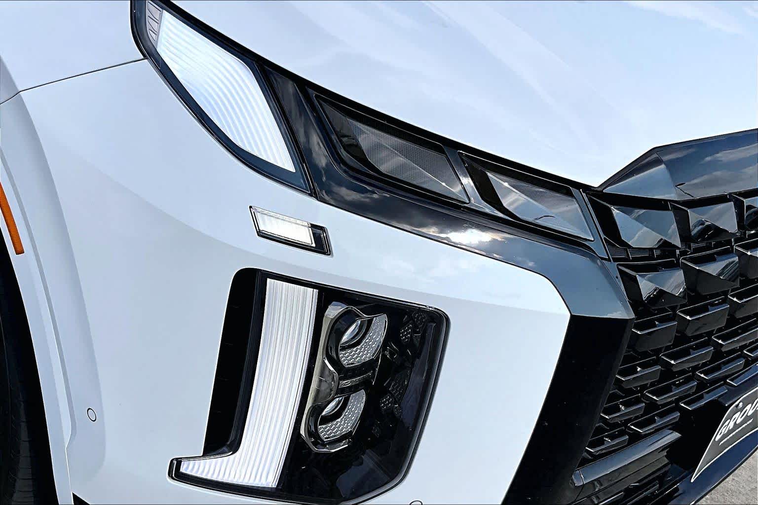 2025 Hyundai Palisade Calligraphy Night Edition Hyper White at Mercedes-Benz of Houston North