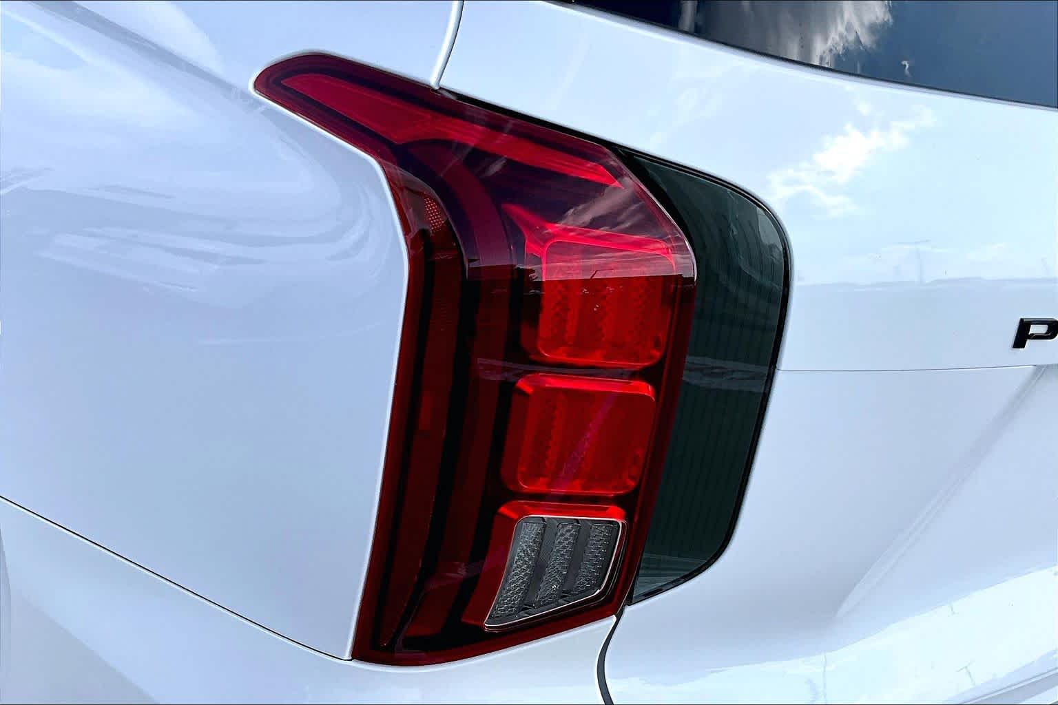 2025 Hyundai Palisade Calligraphy Night Edition Hyper White at Mercedes-Benz of Houston North