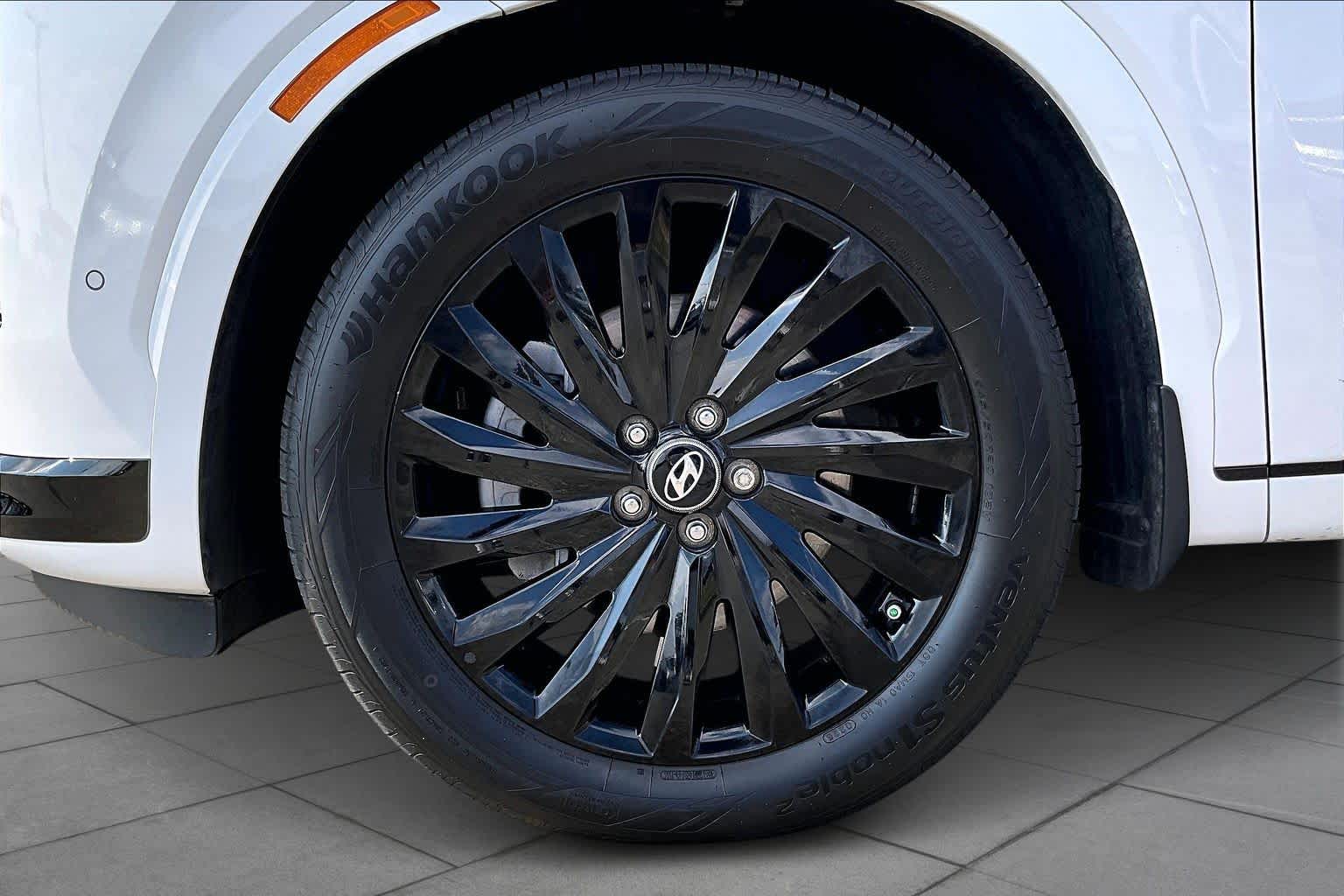 2025 Hyundai Palisade Calligraphy Night Edition Hyper White at Mercedes-Benz of Houston North