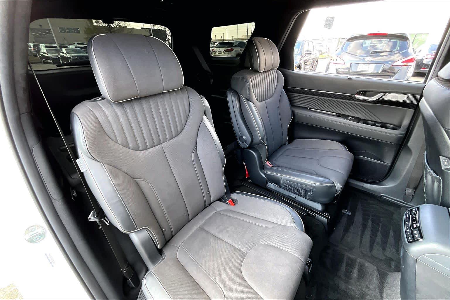 2025 Hyundai Palisade Calligraphy Night Edition Hyper White at Mercedes-Benz of Houston North