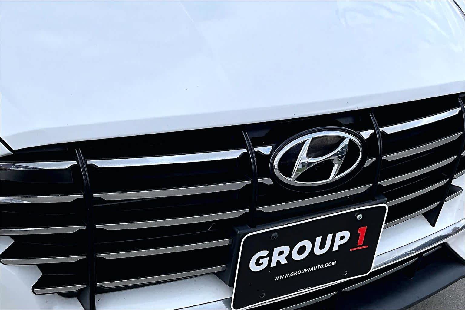 2023 Hyundai Sonata SE Serenity White at Robbins Nissan