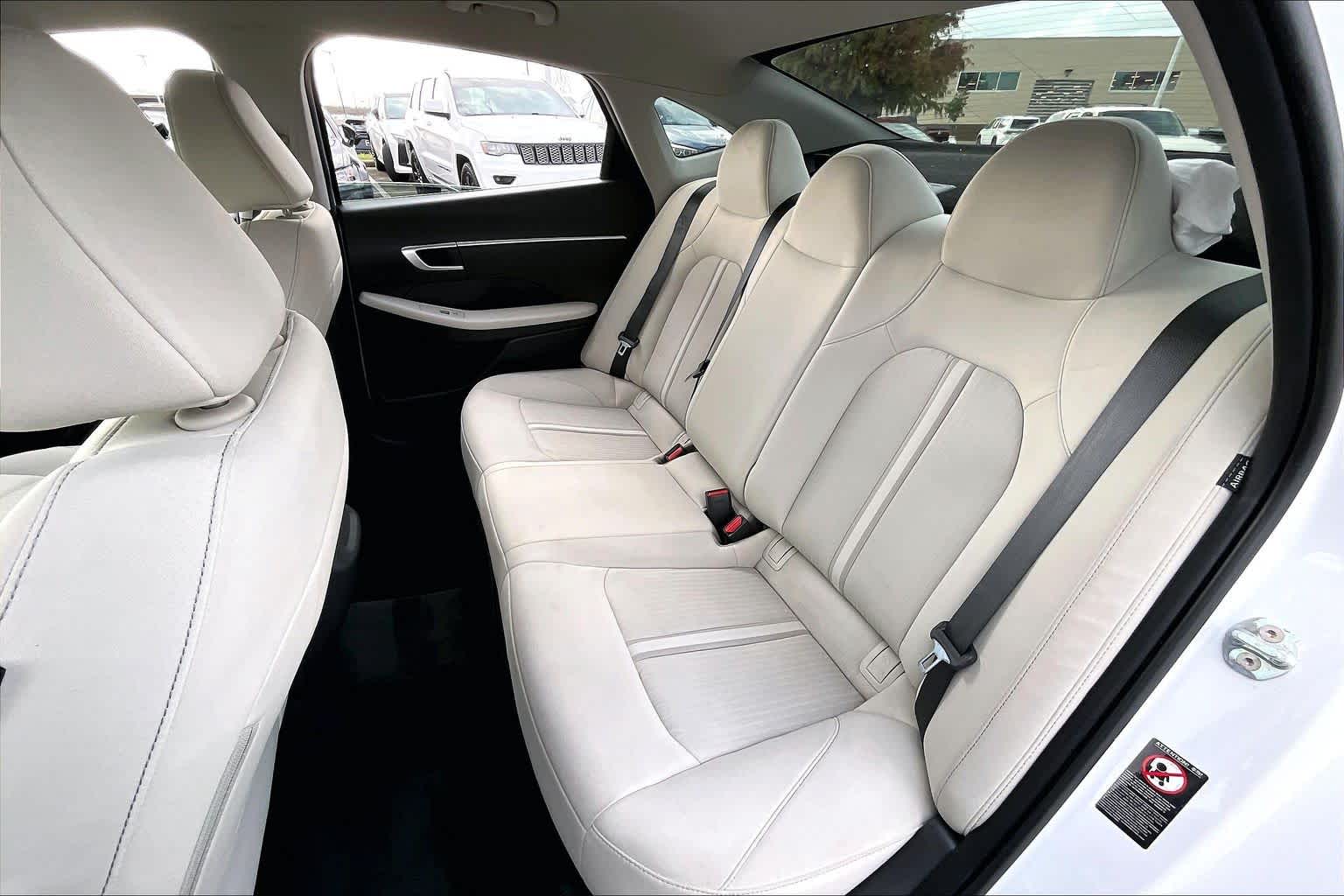 2023 Hyundai Sonata SE Serenity White at Robbins Nissan