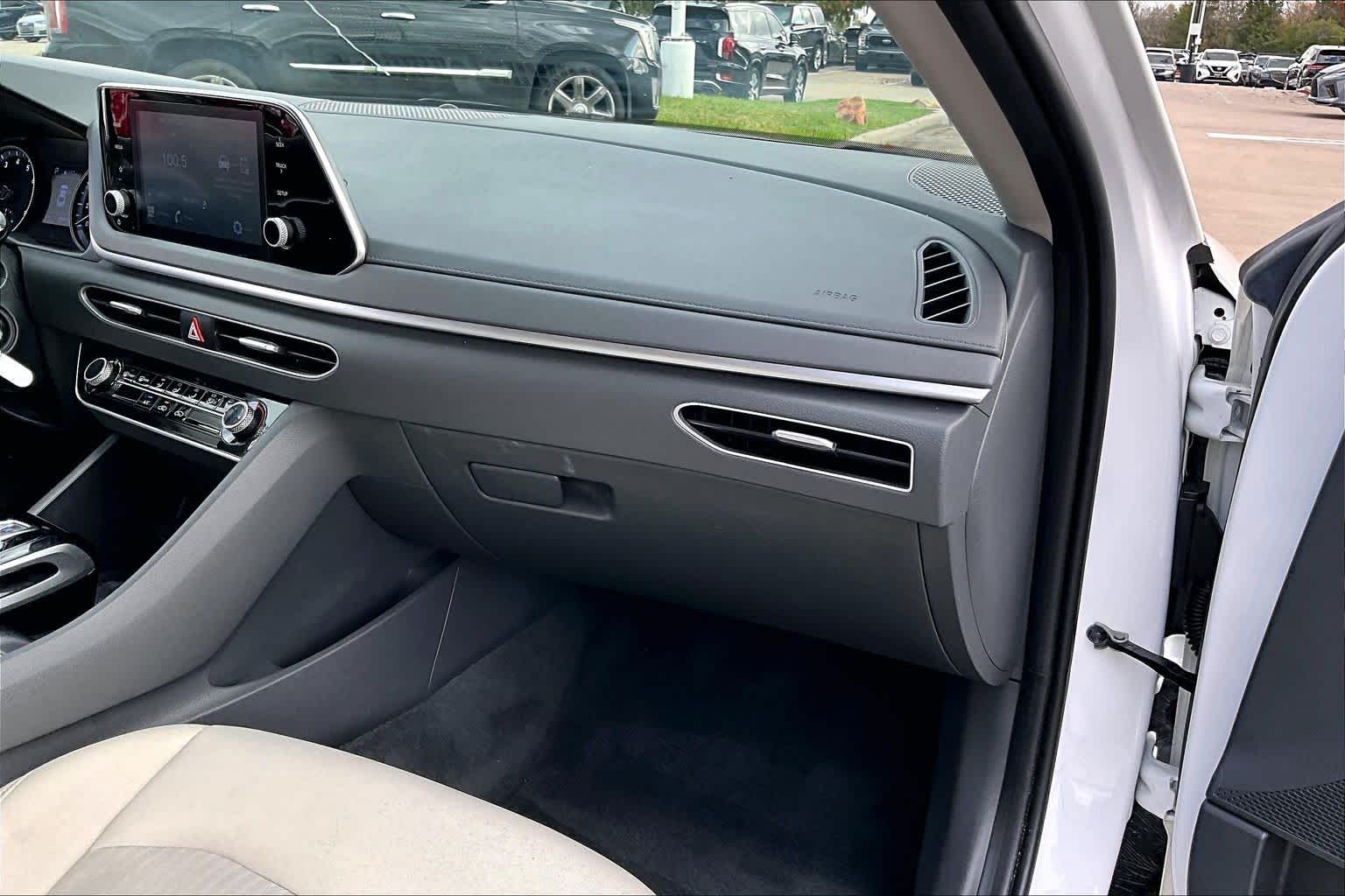 2023 Hyundai Sonata SE Serenity White at Robbins Nissan