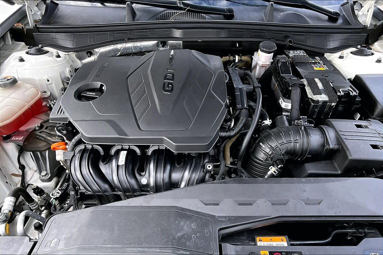 2023 Hyundai Sonata SE Serenity White at Robbins Nissan