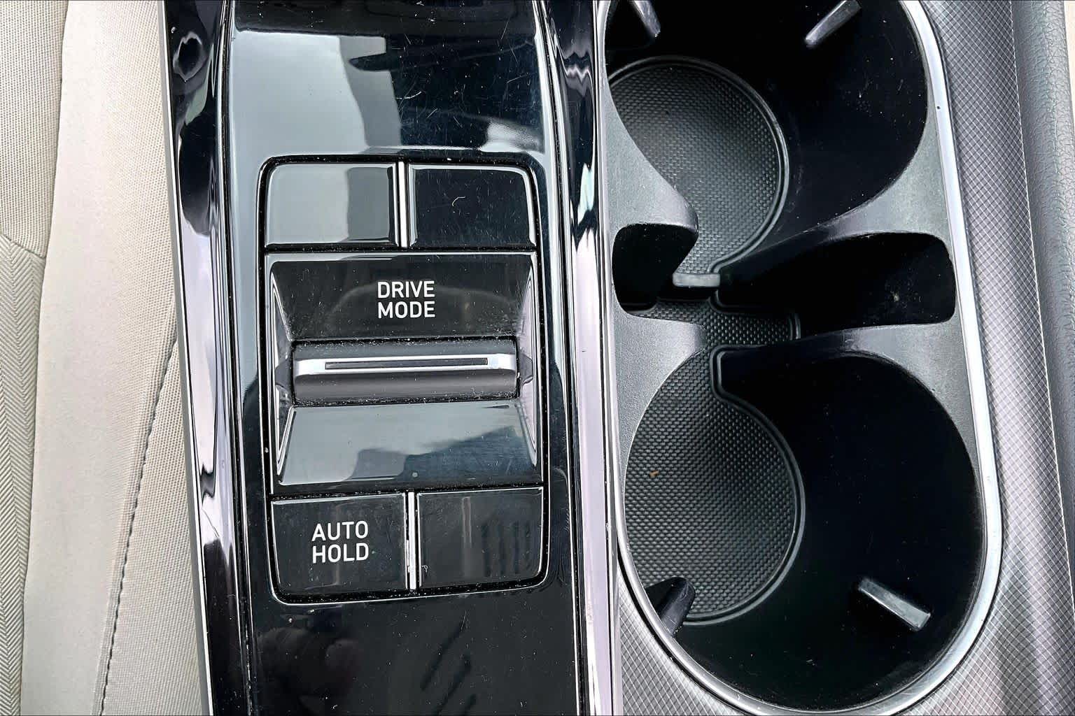 2023 Hyundai Sonata SE Serenity White at Robbins Nissan