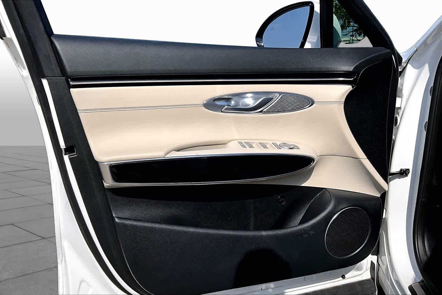 2023 Genesis GV70 2.5T Alta White at Mossy Motors