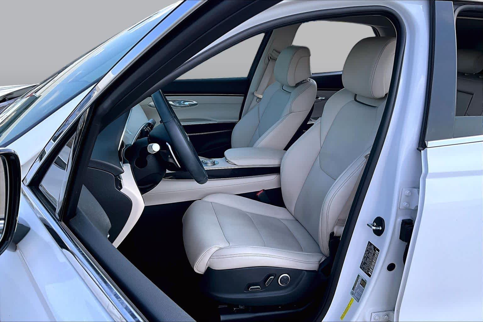 2023 Genesis GV70 2.5T Alta White at Mossy Motors