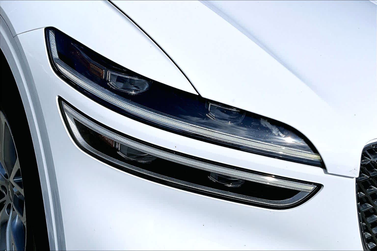2023 Genesis GV70 2.5T Alta White at Mossy Motors