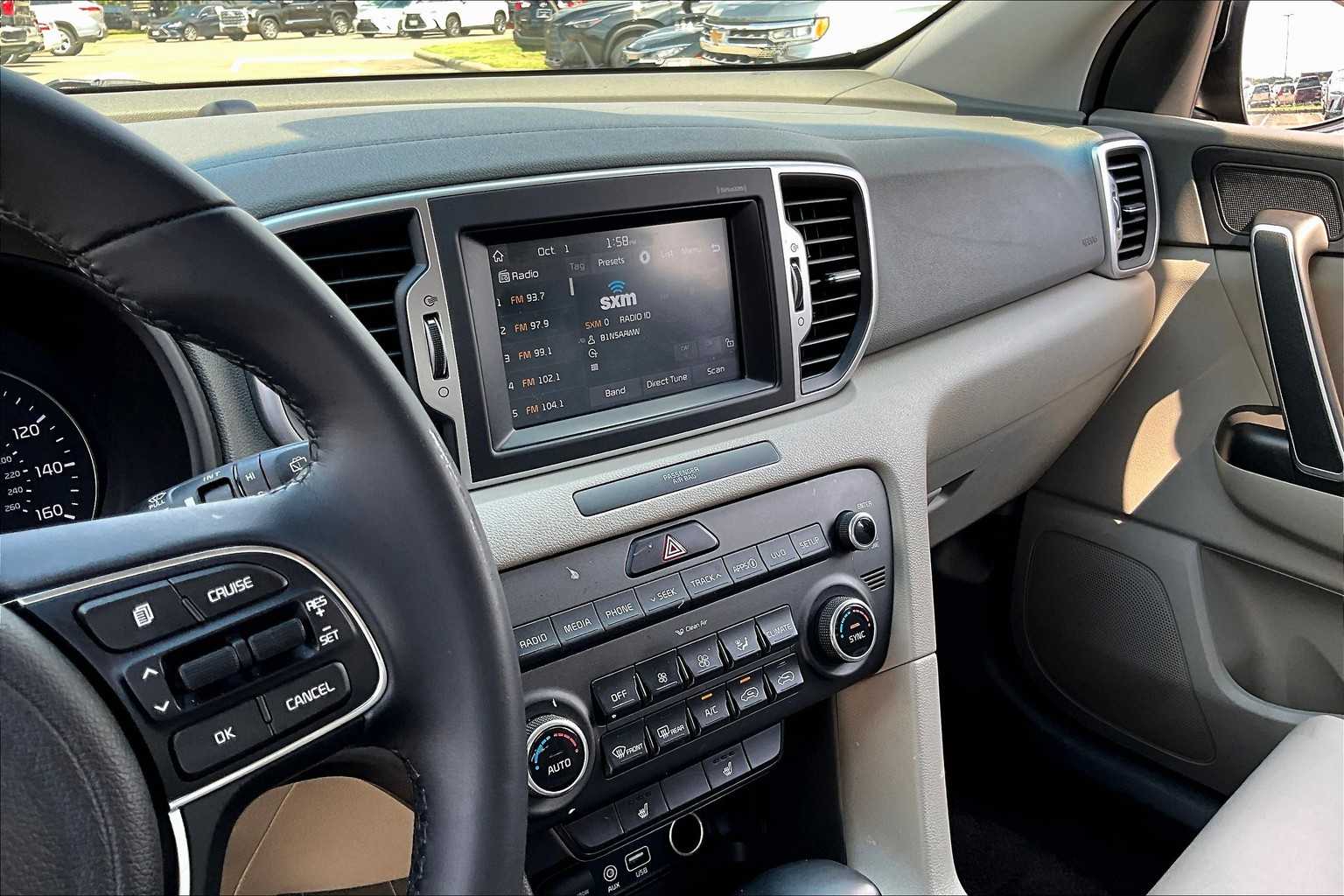 2017 Kia Sportage EX - 4