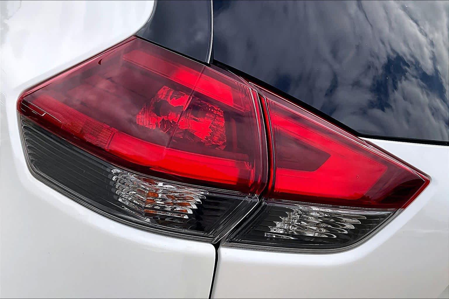 2018 Nissan Rogue SV Pearl White at Mercedes-Benz of Houston North