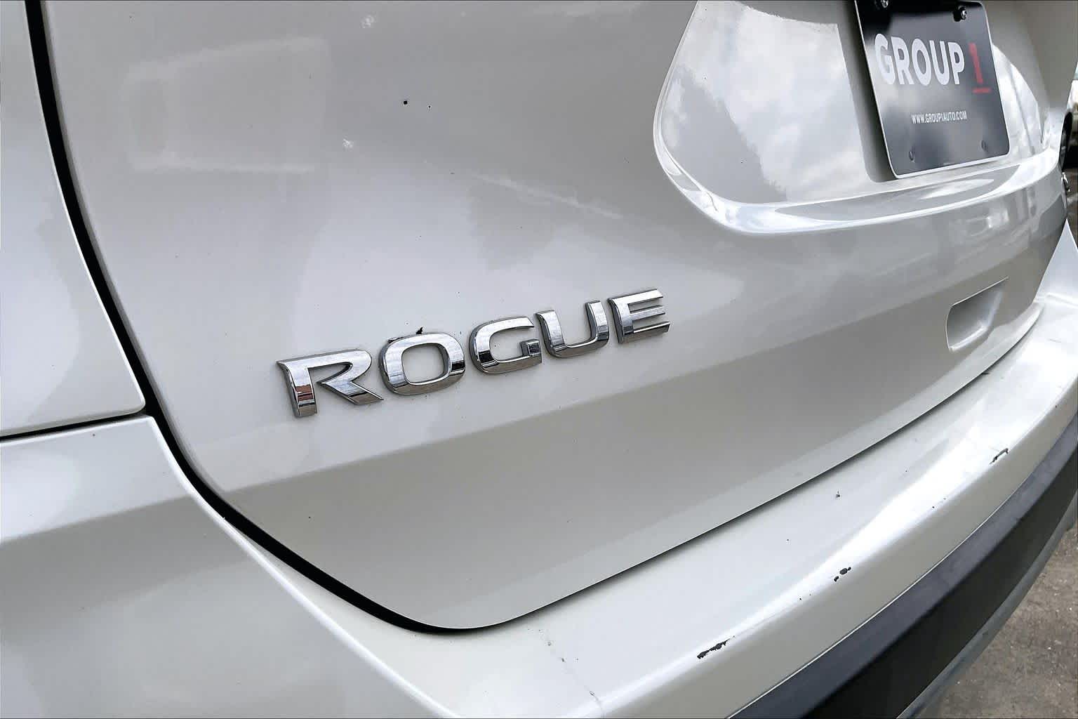 2018 Nissan Rogue SV Pearl White at Mercedes-Benz of Houston North