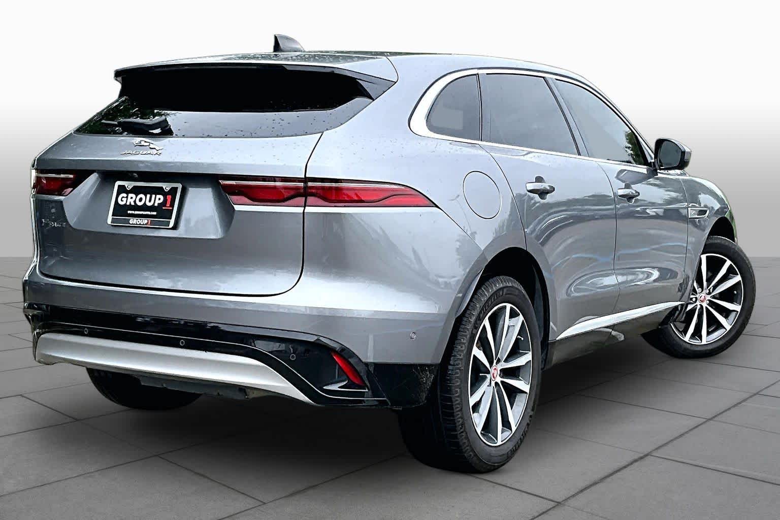 2021 Jaguar F-PACE S - 11