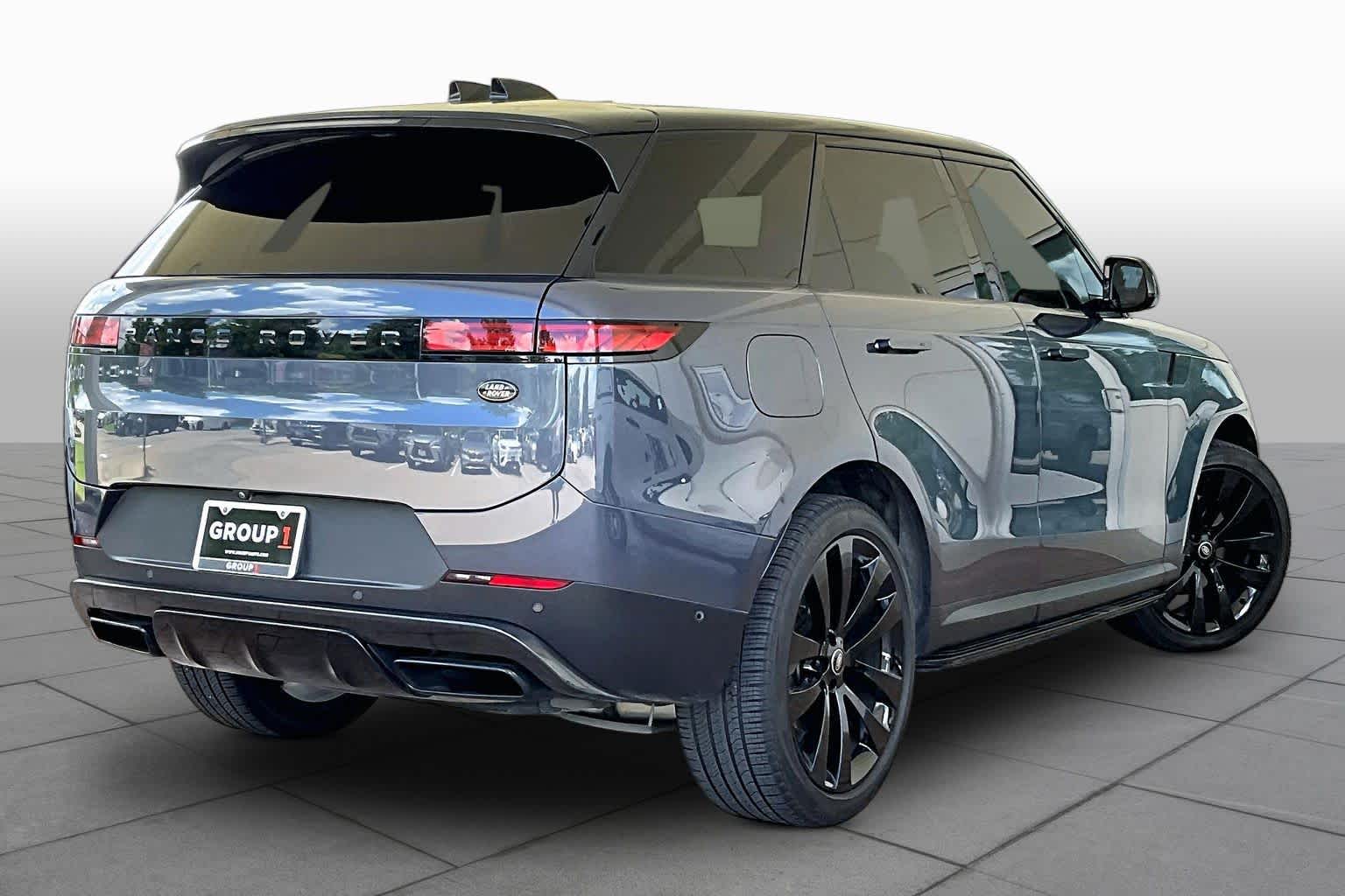 2023 Land Rover Range Rover Sport SE - 10