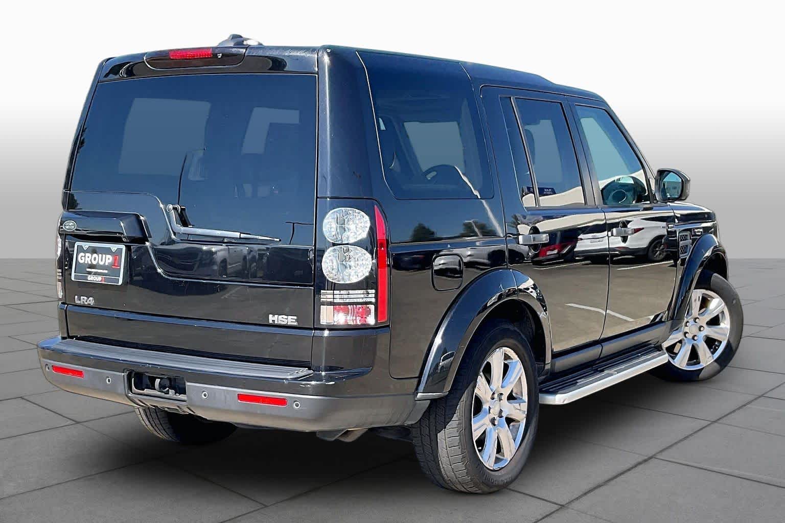2016 Land Rover LR4 photo 12 of 33
