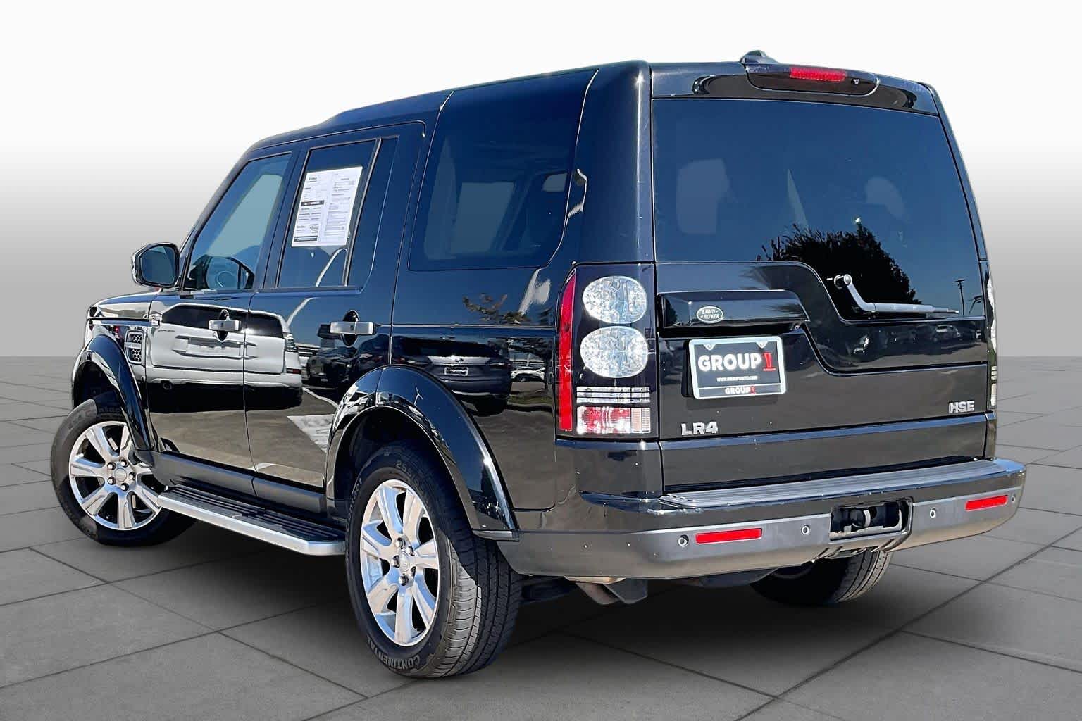 2016 Land Rover LR4 photo 11 of 33