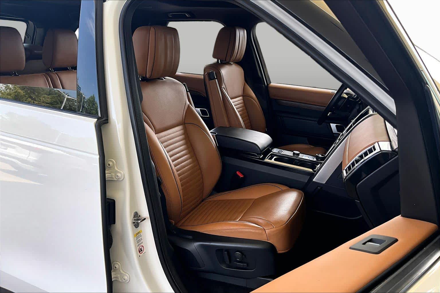 2020 Land Rover Discovery HSE Luxury - 7