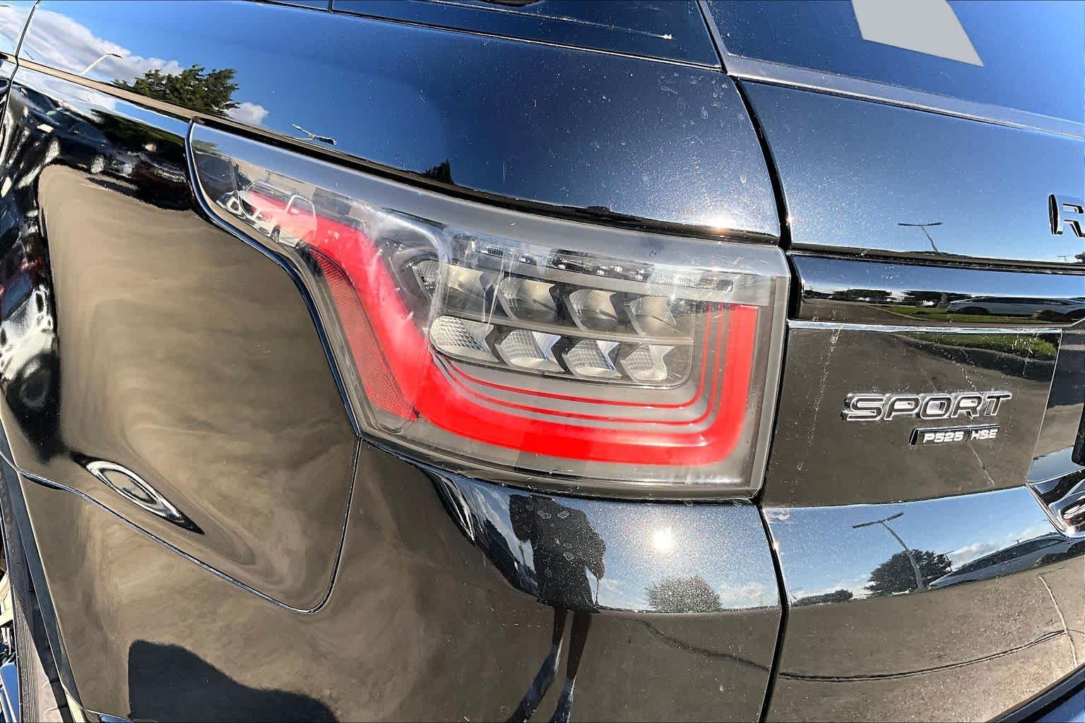 2020 Land Rover Range Rover Sport photo 27 of 35