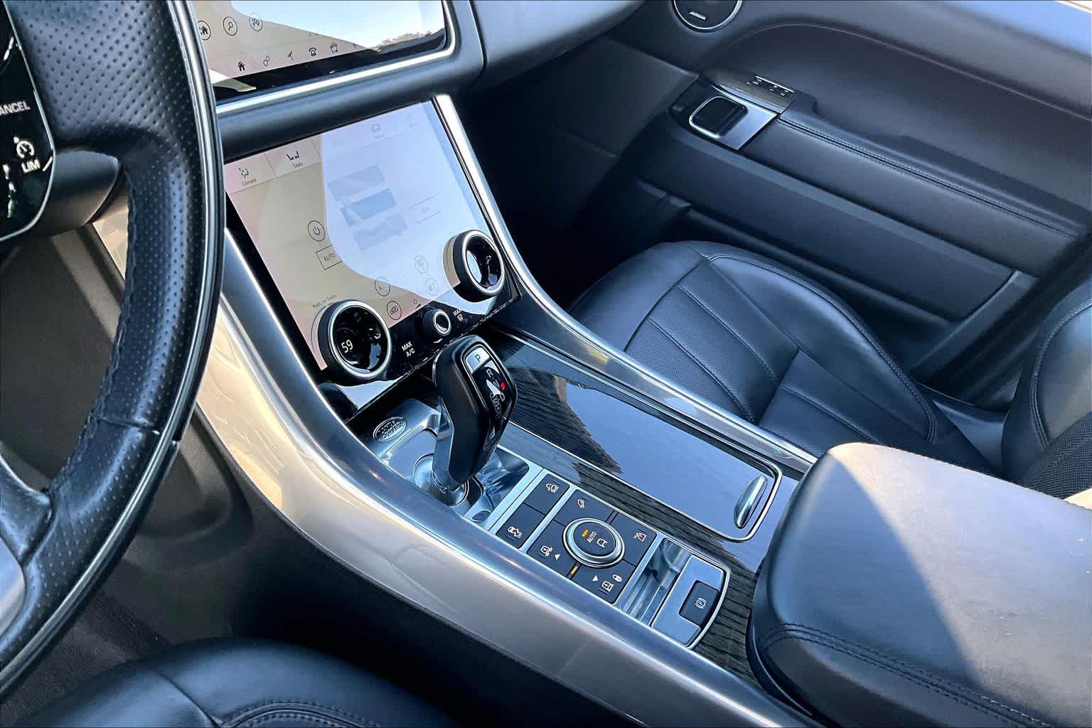 2020 Land Rover Range Rover Sport photo 15 of 35